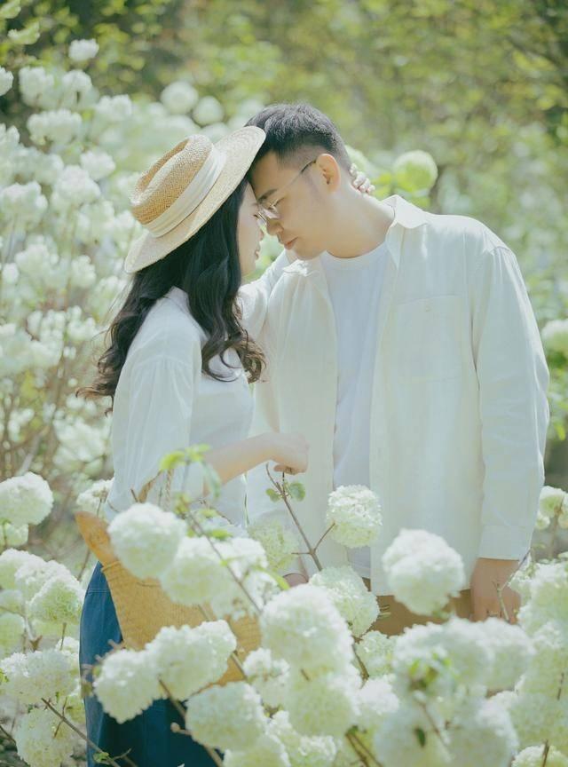 双子男分手还爱那个人是怎么样的？